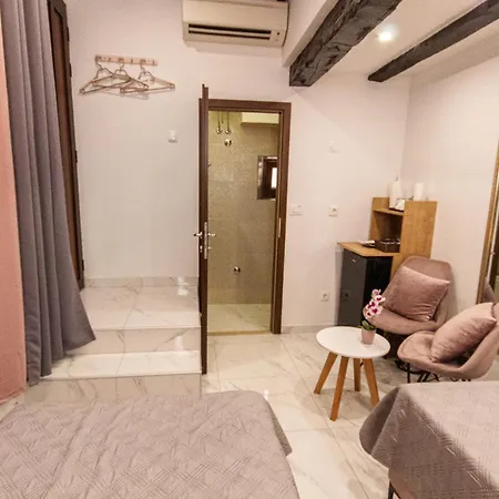 Adam In The Old Town, 2 Single Beds * 스플리트