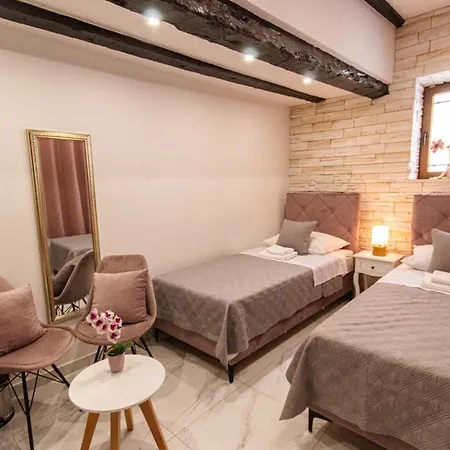 Apartment Luxury Adam In The Center Of Old Town *